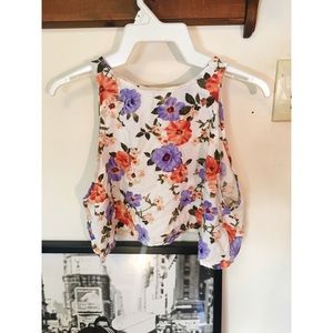 Floral top